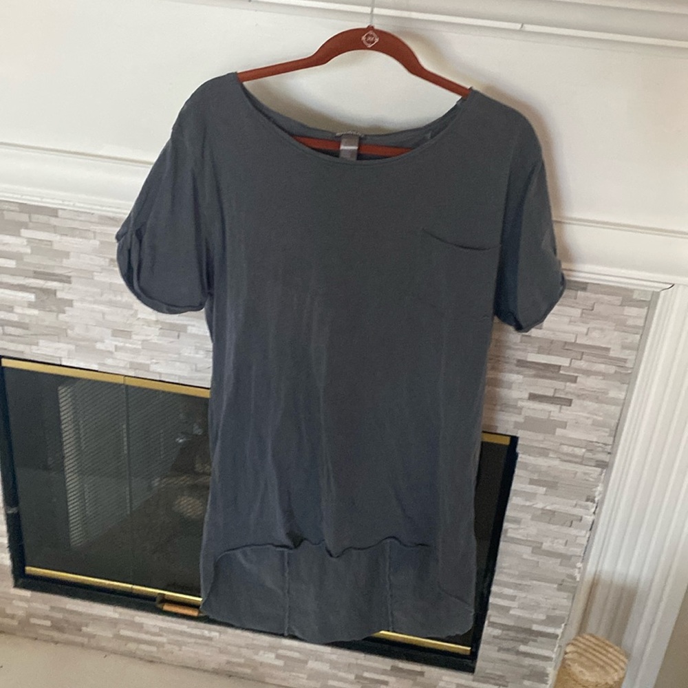 Grey L "Divided" T-shirt
